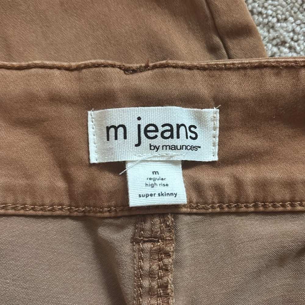 M By Maurice’s colored jeans - Picture 2 of 2